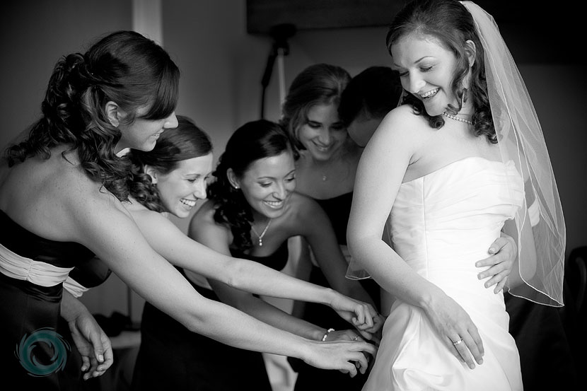 bride-getting-dressed-with-her-girls-barrie-ontario bride-getting-dressed-with-her-girls-barrie-ontario
