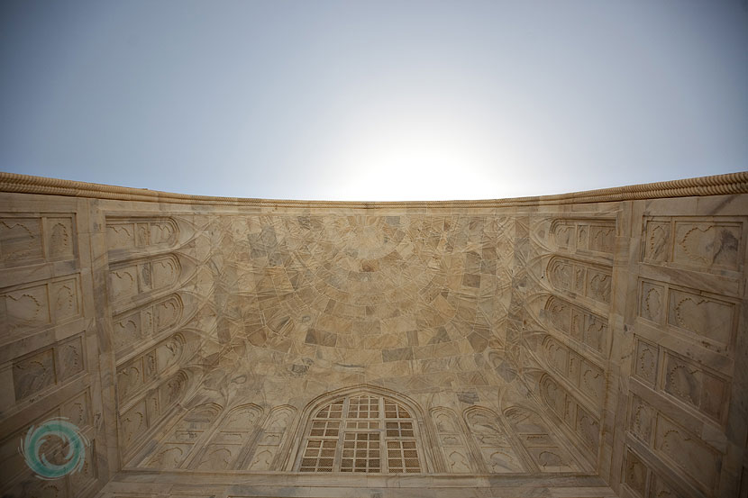 22india-looking up at the back entrance to the taj 22india-looking up at the back entrance to the taj