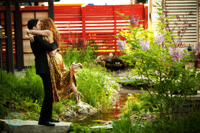 kissing-in-the-gardens-of-the-berkeley-church kissing-in-the-gardens-of-the-berkeley-church