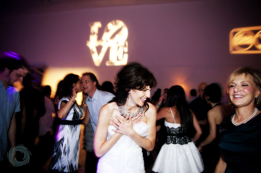 33-the bride having a good laugh