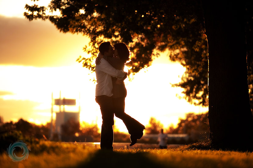 Toronto-Engagement-Pictures-04 Toronto-Engagement-Pictures-04