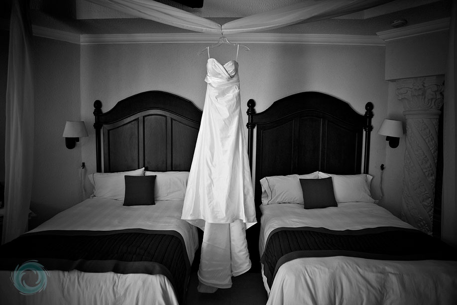 02-destination-wedding-dress 02-destination-wedding-dress