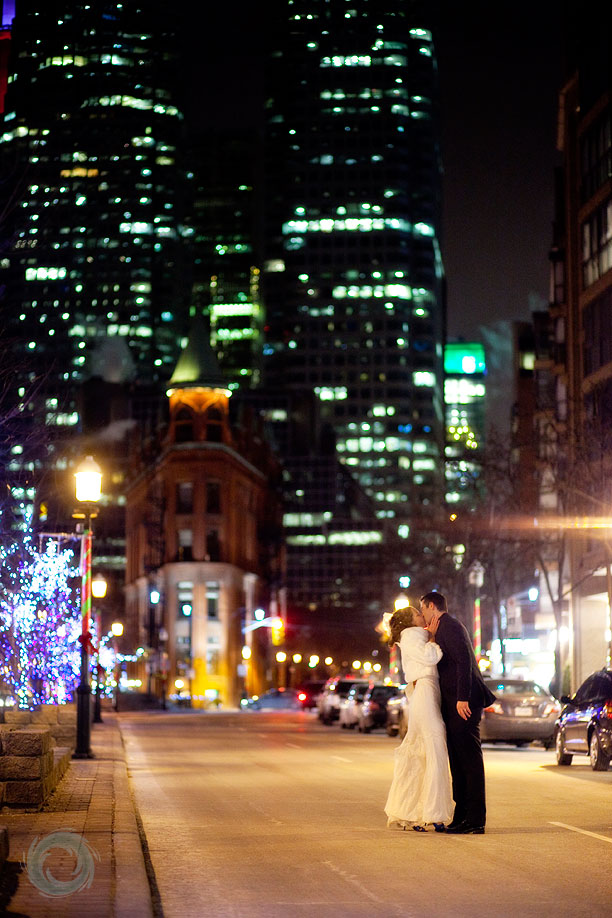17-toronto-wedding-photographers-flat-iron