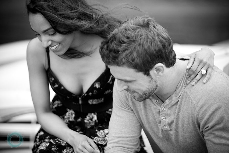 03-cottage-engagement-pictures